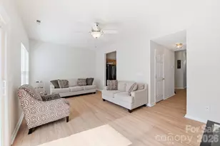 11018 Garden Oaks Ln, Charlotte, NC 28273 - Photo 10