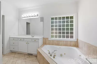 4024 Wild Nursery Court, Charlotte, NC 28215 - Photo 16