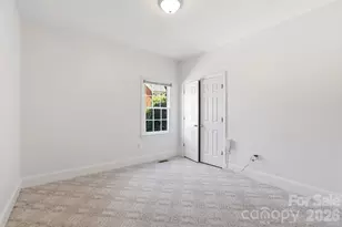 4024 Wild Nursery Ct, Charlotte, NC 28215 - Photo 24
