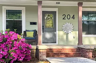 204 E McNeely Ave, Mooresville, NC 28115 - Photo 2