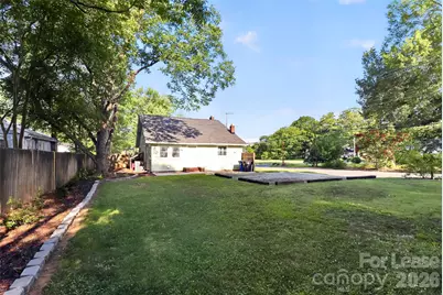 204 E McNeely Avenue, Mooresville, NC 28115 - Photo 32
