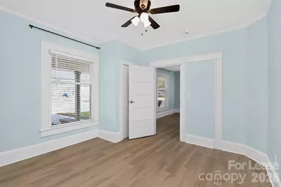 204 E McNeely Avenue, Mooresville, NC 28115 - Photo 8
