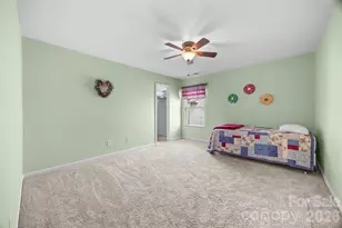 2025 Savannah Hills Dr, Matthews, NC 28105 - Photo 26