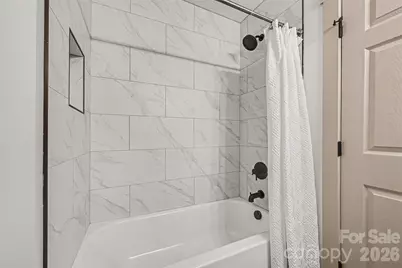 104 E Hartford Avenue, Bessemer City, NC 28016 - Photo 20