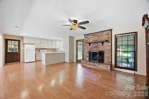 13001 Helena Cir, Charlotte, NC 28227 - Photo 8