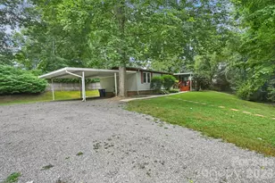 10 Canyon Cv, Candler, NC 28715 - Photo 24