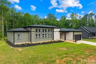 2003 Pln Fld Dr, Bessemer City, NC 28016 - Photo 6