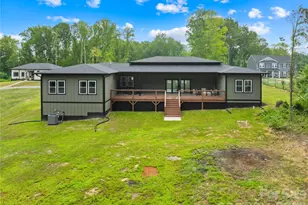 2003 Pln Fld Dr, Bessemer City, NC 28016 - Photo 44
