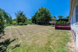 3825 Berry Creek Cir, Granite Falls, NC 28630 - Photo 44