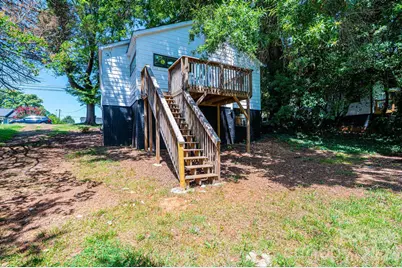 423 N Davis Avenue, Newton, NC 28658 - Photo 34