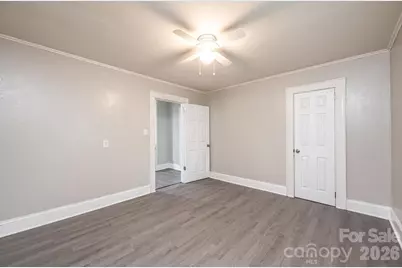 423 N Davis Avenue, Newton, NC 28658 - Photo 18