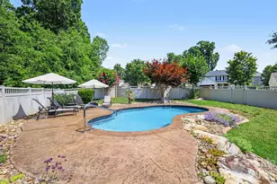409 Dutchmans Meadow Dr, Mount Holly, NC 28120 - Photo 2
