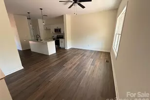227 S Caldwell Ave, Newton, NC 28658 - Photo 12