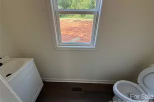227 S Caldwell Ave, Newton, NC 28658 - Photo 10
