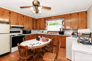 166 Wright Ln, Statesville, NC 28677 - Photo 10