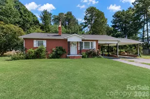 166 Wright Ln, Statesville, NC 28677 - Photo 2