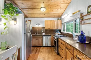127 Riverview Dr, Asheville, NC 28806 - Photo 10