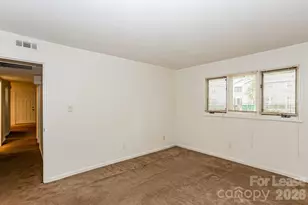 1832 J Julian Ln, Charlotte, NC 28208 - Photo 12