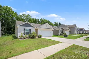 1329 Nia Rd, Charlotte, NC 28215 - Photo 2