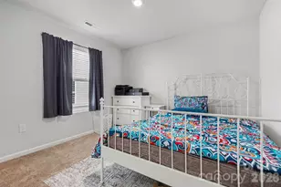 1329 Nia Rd, Charlotte, NC 28215 - Photo 12