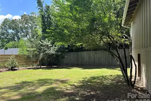 11 Mountain Rd, Hendersonville, NC 28791 - Photo 28