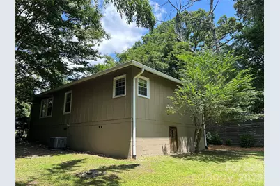 11 Mountain Road, Hendersonville, NC 28791 - Photo 26
