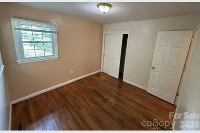 11 Mountain Road, Hendersonville, NC 28791 - Photo 14