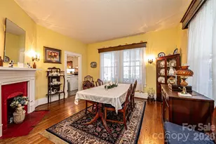720 N Main Ave, Newton, NC 28658 - Photo 6