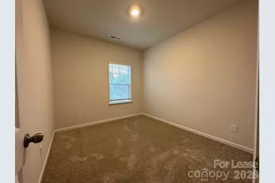 10008 Hemmingway Place, Charlotte, NC 28227 - Photo 12