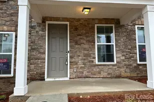 10008 Hemmingway Pl, Charlotte, NC 28227 - Photo 2