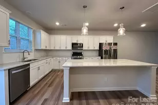 10008 Hemmingway Pl, Charlotte, NC 28227 - Photo 6