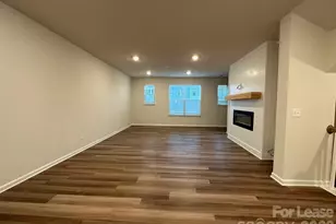10008 Hemmingway Pl, Charlotte, NC 28227 - Photo 8