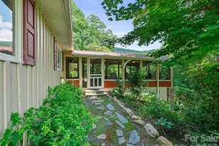 1065 Upper Pig Pen Rd, Green Mountain, NC 28740 - Photo 22
