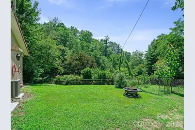 1065 Upper Pig Pen Road, Green Mountain, NC 28740 - Photo 26