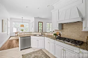 2141 Chatham Ave, Charlotte, NC 28205 - Photo 4