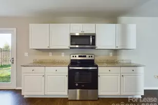 12621 Dervish Ln, Charlotte, NC 28269 - Photo 6