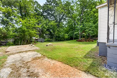 216 W Shannonhouse Street, Shelby, NC 28152 - Photo 28