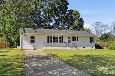 1122 E Park Drive, Gastonia, NC 28054 - Photo 2