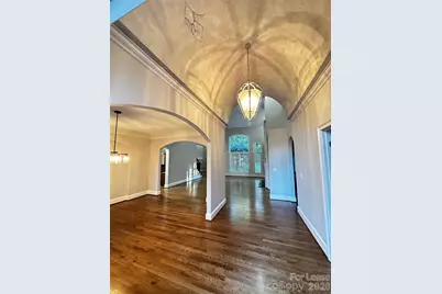 5523 Challis View Lane, Charlotte, NC 28226 - Photo 8