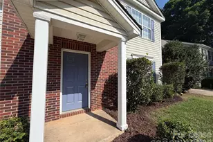 137 Camforth Dr, Mooresville, NC 28117 - Photo 2