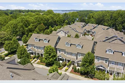 744 Amalfi Drive, Davidson, NC 28036 - Photo 2