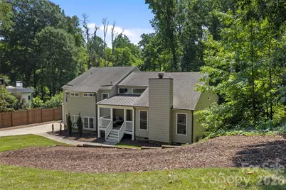 6219 Fair Valley Drive, Charlotte, NC 28226 - Photo 2