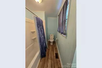 1211 N Main Street, Lowell, NC 28098 - Photo 4