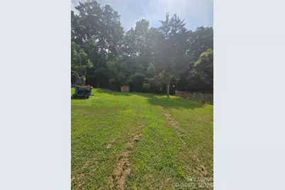 1211 N Main Street, Lowell, NC 28098 - Photo 10