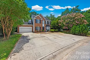 659 E Cheval Dr, Fort Mill, SC 29708 - Photo 38