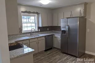 135 John Carl Dr, Troutman, NC 28166 - Photo 14