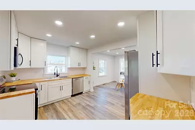 245 Carolina Avenue, Forest City, NC 28043 - Photo 2