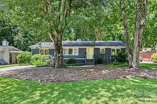 1027 Dresden Dr W, Charlotte, NC 28205 - Photo 1