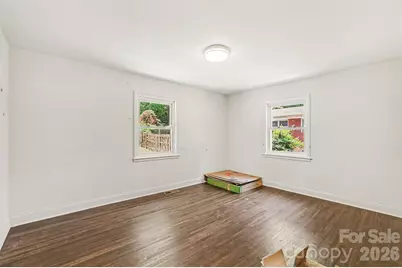 1027 Dresden Drive W, Charlotte, NC 28205 - Photo 18