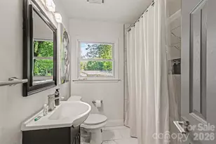 1027 Dresden Dr W, Charlotte, NC 28205 - Photo 20